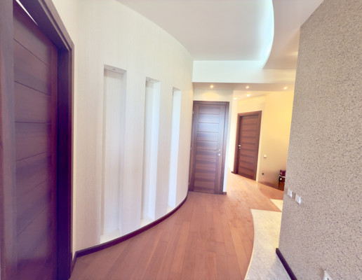 Продам трехкомнатную (3-комн.) квартиру, И.Франко б-р, 6в, Симферополь г
