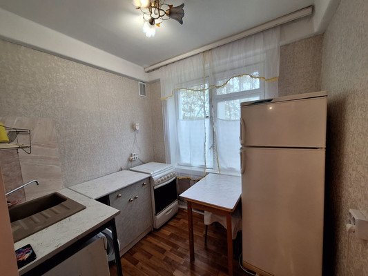 Продам однокомнатную (1-комн.) квартиру, 6, Русско-Высоцкое с