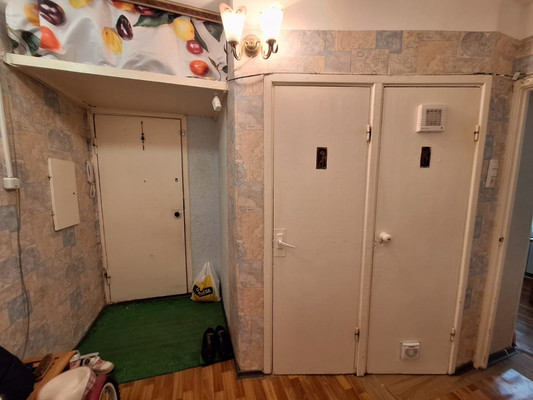 Продам однокомнатную (1-комн.) квартиру, 6, Русско-Высоцкое с