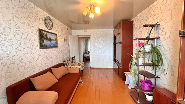 Продам двухкомнатную (2-комн.) квартиру, 1 Мая ул, 83, Воткинск г