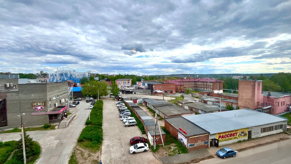 Продам двухкомнатную (2-комн.) квартиру, 1 Мая ул, 83, Воткинск г