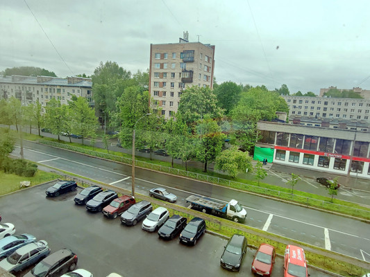 Продам комнату в 17-комн. квартире, Нахимова ул, 1А, Санкт-Петербург г