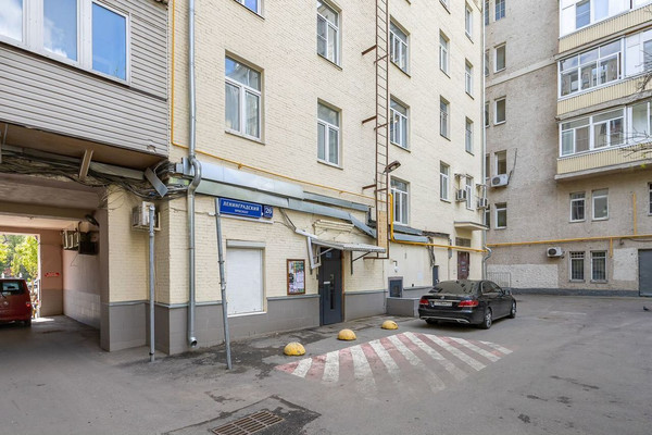 Продам коммерческое помещение 106,2 м2, Ленинградский пр-кт, 26к1, Москва г