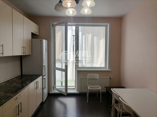 Продам двухкомнатную (2-комн.) квартиру, Троицкая ул, 23, Москва г