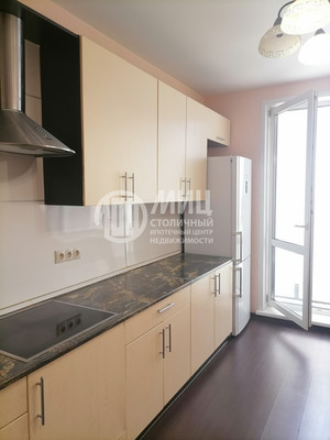 Продам двухкомнатную (2-комн.) квартиру, Троицкая ул, 23, Москва г