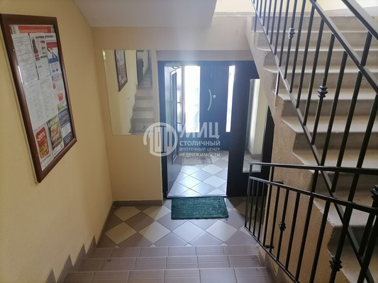 Продам двухкомнатную (2-комн.) квартиру, Троицкая ул, 23, Москва г