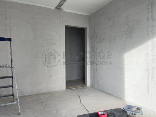 Продам трехкомнатную (3-комн.) квартиру, Домостроительная ул, 3, Москва г