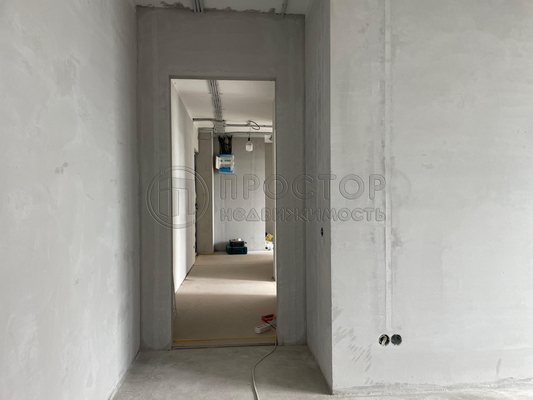 Продам трехкомнатную (3-комн.) квартиру, Домостроительная ул, 3, Москва г
