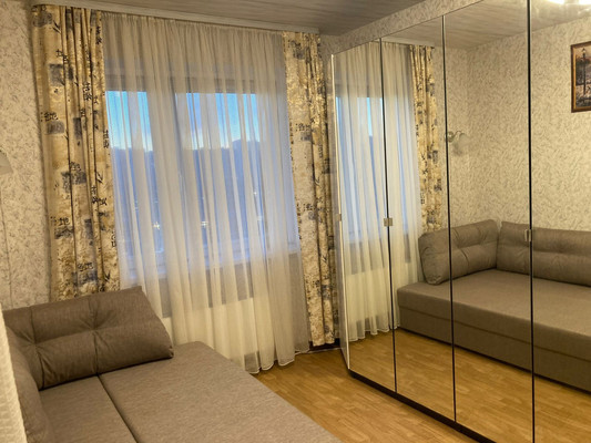 Продам двухкомнатную (2-комн.) квартиру, Рождественская ул, 31, Москва г
