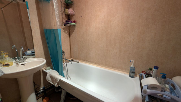 Продам однокомнатную (1-комн.) квартиру, Сурнова ул, 30/22, Иркутск г