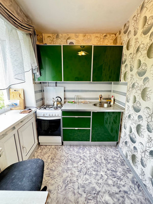 Продам двухкомнатную (2-комн.) квартиру, Черных ул, 30, Нижний Тагил г