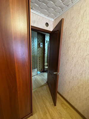 Продам двухкомнатную (2-комн.) квартиру, Черных ул, 30, Нижний Тагил г