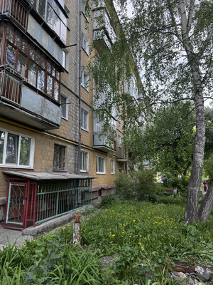 Продам двухкомнатную (2-комн.) квартиру, Черных ул, 30, Нижний Тагил г
