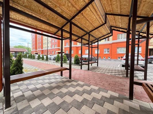 Продам двухкомнатную (2-комн.) квартиру, Профсоюзная ул, 230к1, Вольный Аул кп