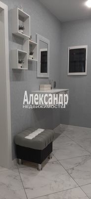 Продам двухкомнатную (2-комн.) квартиру, Доблести ул, 18к1, Санкт-Петербург г