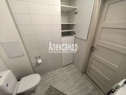 Продам однокомнатную (1-комн.) квартиру, Ручьевский пр-кт, 9, Мурино п