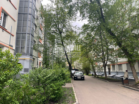 Продам трехкомнатную (3-комн.) квартиру, Старая Басманная ул, 22кАс3, Москва г