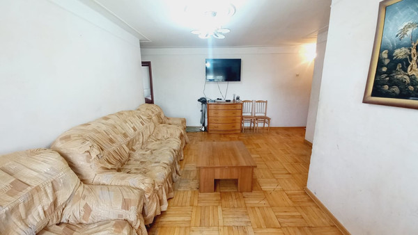 Продам трехкомнатную (3-комн.) квартиру, Ленина ул, 79, Нарткала г