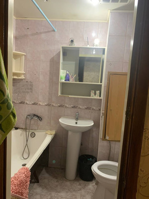 Продам трехкомнатную (3-комн.) квартиру, Онежская ул, 53/1, Москва г