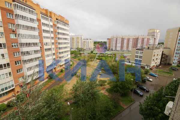 Продам двухкомнатную (2-комн.) квартиру, Молокова ул, 10, Красноярск г