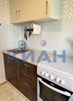 Продам трехкомнатную (3-комн.) квартиру, Республики ул, 44, Красноярск г