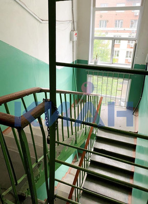 Продам трехкомнатную (3-комн.) квартиру, Республики ул, 44, Красноярск г