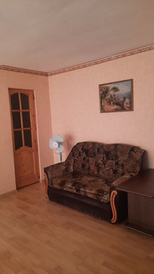 Продам двухкомнатную (2-комн.) квартиру, Подполковника Иванникова ул, 14, Калининград г