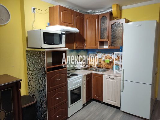 Продам однокомнатную (1-комн.) квартиру, Шоссе в Лаврики ул, 72к4, Мурино п