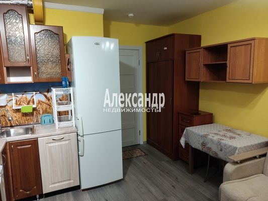 Продам однокомнатную (1-комн.) квартиру, Шоссе в Лаврики ул, 72к4, Мурино п