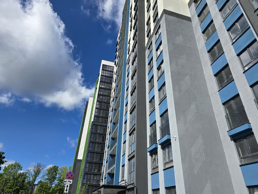 Продам двухкомнатную (2-комн.) квартиру, Генерала Челнокова ул, 27к4, Калининград г