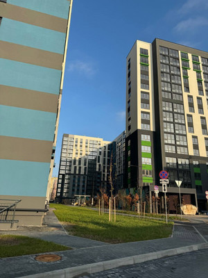 Продам двухкомнатную (2-комн.) квартиру, Генерала Челнокова ул, 27к4, Калининград г