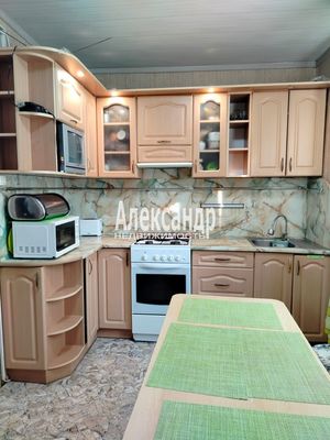 Продам двухкомнатную (2-комн.) квартиру, Загородная ул, 7Б, Лахденпохья г