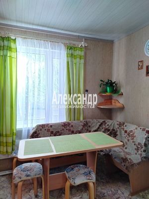 Продам двухкомнатную (2-комн.) квартиру, Загородная ул, 7Б, Лахденпохья г