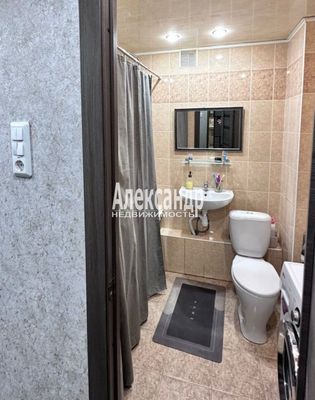 Продам однокомнатную (1-комн.) квартиру, 25 Октября пр-кт, 46, Гатчина г