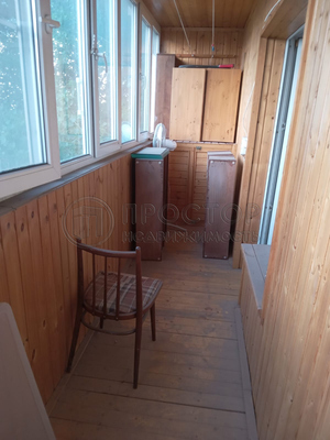 Продам трехкомнатную (3-комн.) квартиру, Кленовый б-р, 13к2, Москва г