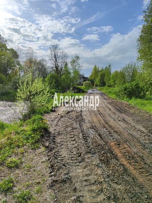 Продам участок 10 соток, ИЖС, им Андрея Катаева ул, Яр п, 50 км от города