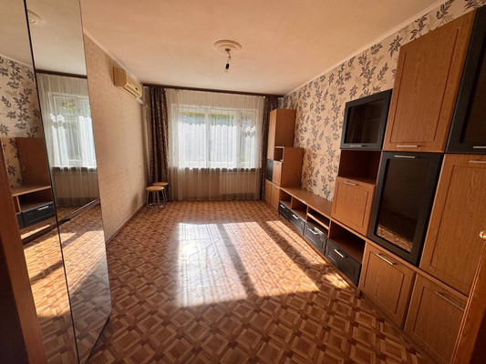 Продам двухкомнатную (2-комн.) квартиру, Короленко ул, 25, Казань г