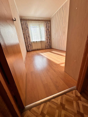 Продам двухкомнатную (2-комн.) квартиру, Короленко ул, 25, Казань г