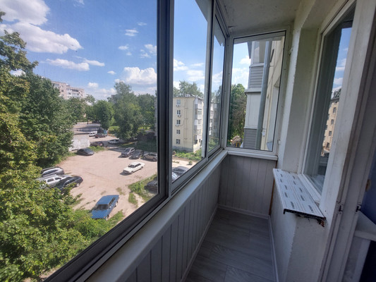 Продам двухкомнатную (2-комн.) квартиру, Стройкова ул, 65, Рязань г