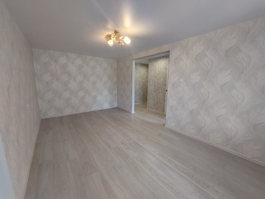 Продам двухкомнатную (2-комн.) квартиру, Стройкова ул, 65, Рязань г
