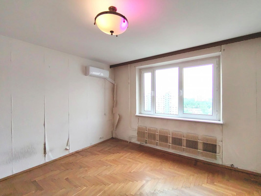Продам трехкомнатную (3-комн.) квартиру, Старонародная ул, 4, Москва г