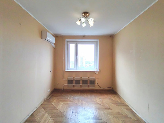 Продам трехкомнатную (3-комн.) квартиру, Старонародная ул, 4, Москва г