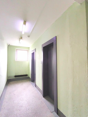 Продам трехкомнатную (3-комн.) квартиру, Старонародная ул, 4, Москва г