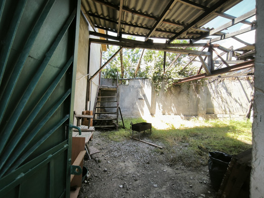 Продам гараж 124 м2, Зеленый пер, 19, Гурзуф пгт