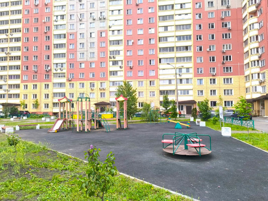 Продам двухкомнатную (2-комн.) квартиру, Колхозная ул, 20, Услонь д