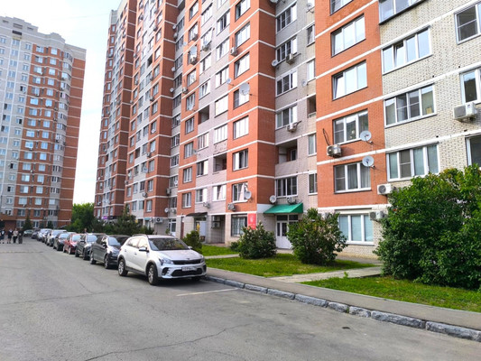 Продам однокомнатную (1-комн.) квартиру, 50 лет ВЛКСМ ул, 18а, Подольск г
