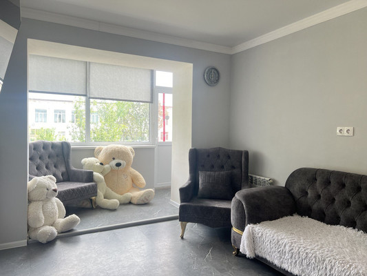 Продам многокомнатную квартиру, Ленина ул, 40, Крайнее с