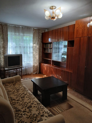Продам трехкомнатную (3-комн.) квартиру, Карагандинская ул, 6, Казань г