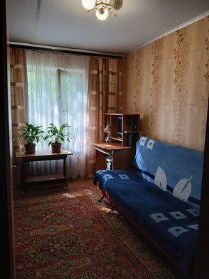 Продам трехкомнатную (3-комн.) квартиру, Карагандинская ул, 6, Казань г
