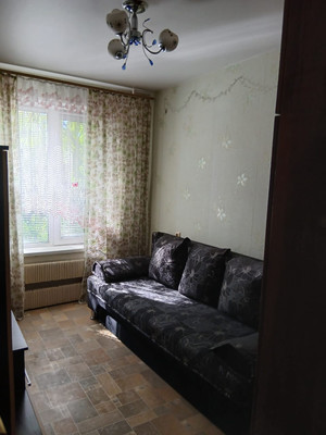 Продам трехкомнатную (3-комн.) квартиру, Карагандинская ул, 6, Казань г